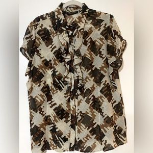 Ruffle Blouse with buttons